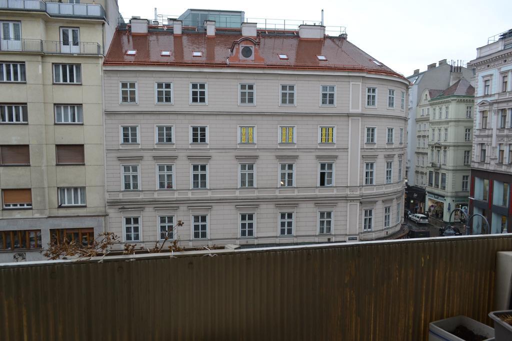Goldfisch Apartment Hoher Markt Viena Exterior foto