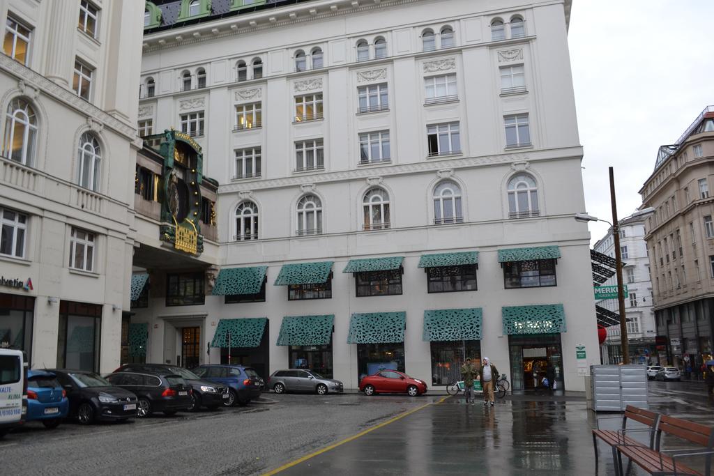 Goldfisch Apartment Hoher Markt Viena Habitación foto